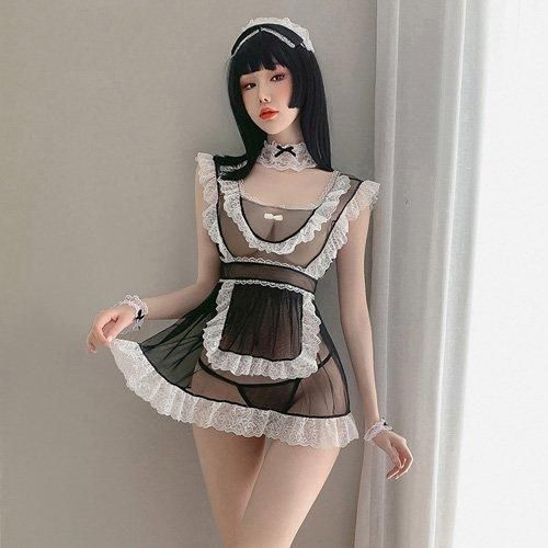 レースとリボンで可愛らしさを演出しメッシュ生地の透け感がセクシーオーラ